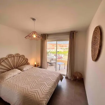 Un Havre De Paix Entre Et Montagne A Sant'ambroggio *