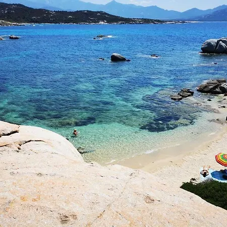 Un Havre De Paix Entre Et Montagne à Sant'ambroggio * Lumio (Corsica)